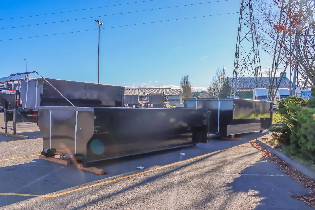 Professional dumpster rental and junk removal service in Phoenix